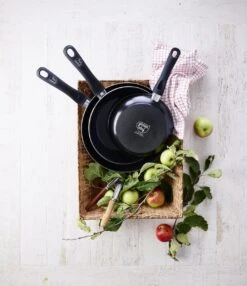 GreenChef Diamond Wokpan 28cm - Zwart - Inductie - PFAS-vrij -Woonkeuken Winkel 1038x1200 2