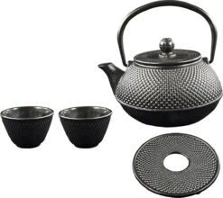 SakuraTea - Theepot Set - 4-delig - Gietijzer - Zwart - 0.8L - 2 Kopjes (100ml) -Woonkeuken Winkel 1200x1068 3
