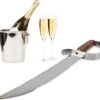 Dymund® Sabreer Sabel - RVS - Professioneel Champagnesabel - Incl. Bewaardoos - 44,5 Cm -Woonkeuken Winkel 1200x1089