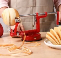 3-In-1 Appelmachine Rood - Appelboor, Appelschiller En Appelsnijder - Fruitsnijder - Groentesnijder - Klokhuis Verwijderaar - Fruitmachine - Keukenapparaat -Woonkeuken Winkel 1200x1134 1