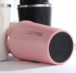 Thermosbeker - Koffiebeker To Go - Travel Mug - Dubbelwandig, RVS & Lekvrij - Thermosbeker Koffie - 380 ML – Roze -Woonkeuken Winkel 1200x1157 1