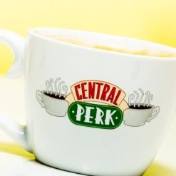 Friends Central Perk Cappuccino Mok 21 Friends Central Perk Cappuccino Mok -Woonkeuken Winkel 1200x1200 1125