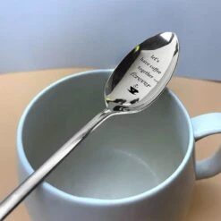 Merkloos Lepel Met Tekst - "Let's Have Coffee Together Forever" - 19.5cm - Valentijn Cadeau Voor Hem Of Haar - Valentijnsdag Verrassing - Versierde Lepel - Lange Lepel - Cadeautje -Woonkeuken Winkel 1200x1200 177