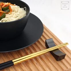 House Of Husk Chopsticks Set - Koreaanse Eetstokjes - Vaatwasserbestendig - RVS - 5 Paar - Duo Tone - Zwart Goud -Woonkeuken Winkel 1200x1200 248