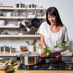 KitchenAid Stainless Steel Wok ø28cm - RVS - Inductie - Anti-aanbak 17 KitchenAid Stainless Steel Wok ø28cm - RVS - Inductie - Anti-aanbak -Woonkeuken Winkel 1200x1200 377