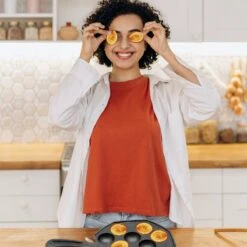 Home&House Poffertjespan Set - Zwart - Poffertjesmaker - Inductie - Gas - Poffertjes - Prik Vork - Kwast - Gietijzer - Poffertjesplaat - Poffertjespannen -Woonkeuken Winkel 1200x1200 483