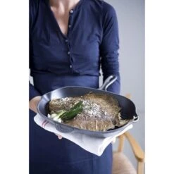 Le Creuset Gietijzeren Vierkante Grillpan - 26cm - Mat Zwart -Woonkeuken Winkel 1200x1200 693