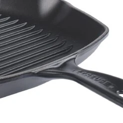 Le Creuset Gietijzeren Vierkante Grillpan - 26cm - Mat Zwart -Woonkeuken Winkel 1200x1200 694
