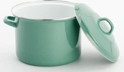 Lite-Body Magnus Soeppan/Stamppotpan Met Deksel - 24cm/8l - Emaille - Olijf Groen -Woonkeuken Winkel 1200x698 2