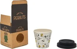 Quy Cup - 90ml Ecologische Reis Beker - Espressobeker “Peanuts Snoopy Music” Met Zwarte Siliconen Deksel -Woonkeuken Winkel 1200x768 2