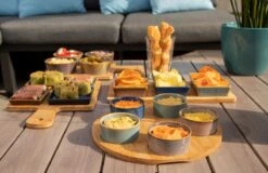 Cosy & Trendy Serveerplank Bamboe Dia 25 Cm Met 5x Luxe Hapjes/saus/tapas Schaaltjes -Woonkeuken Winkel 1200x778 2