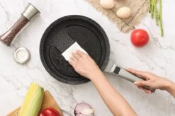 Swiss Pro+ | Set 14 Delige Pannenset | Inductie - Pannensets - Glazen Deksel - Met Afneembare Handgreep - Marmeren Interieur -PFAS-vrij | Grey / Silver -Woonkeuken Winkel 1200x799 27