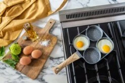 Magnani - Eierpan - 4 Bakplaten Van ⌀ 8 Cm - Voor Gas- En Elektrische Kookplaten - Aluminium - Houten Handvat - 38 X 18.7 X 2 Cm -Woonkeuken Winkel 1200x799 54