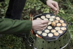 Petromax - Gietijzeren Poffertjes Pan -Woonkeuken Winkel 1200x799 59