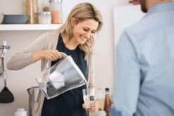 BRITA - Waterfilterkan Marella Cool - Wit - 2,4L + 12 MAXTRA+ Waterfilterpatronen 24 BRITA - Waterfilterkan Marella Cool - Wit - 2,4L + 12 MAXTRA+ Waterfilterpatronen -Woonkeuken Winkel 1200x800 140