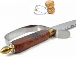 Dymund® Sabreer Sabel - RVS - Professioneel Champagnesabel - Incl. Bewaardoos - 44,5 Cm 11 Dymund® Sabreer Sabel - RVS - Professioneel Champagnesabel - Incl. Bewaardoos - 44,5 Cm -Woonkeuken Winkel 1200x901 1