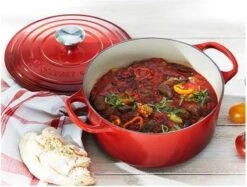Le Creuset Signature Braadpan - 4,2 L - 24 Cm - Kersenrood -Woonkeuken Winkel 1200x909