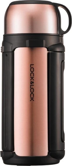 Lock&Lock Thermoskan - Isoleerkan - Thee En Koffie - Lekvrij - 1,5 Liter - RVS - Inklapbaar Handvat - Koper Roze -Woonkeuken Winkel 524x1200