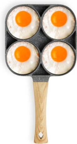 Magnani - Eierpan - 4 Bakplaten Van ⌀ 8 Cm - Voor Gas- En Elektrische Kookplaten - Aluminium - Houten Handvat - 38 X 18.7 X 2 Cm -Woonkeuken Winkel 643x1200