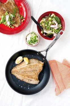 Le Creuset Koekenpan Les Forgées TNS - ø 26 Cm - Standaard Anti-aanbaklaag -Woonkeuken Winkel 799x1200 5