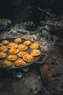 The Windmill Poffertjespan 30 Cm Gietijzer 2,3 Kg Zwart -Woonkeuken Winkel 800x1200 7