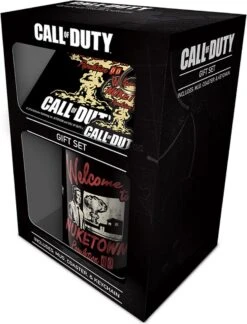 Pyramid International Cadeauset - Call Of Duty: Everygreen Nuketown - Mok, Onderzetter En Sleutelhanger